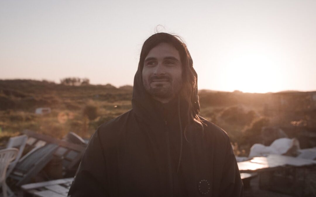 The Hold Down (2025)